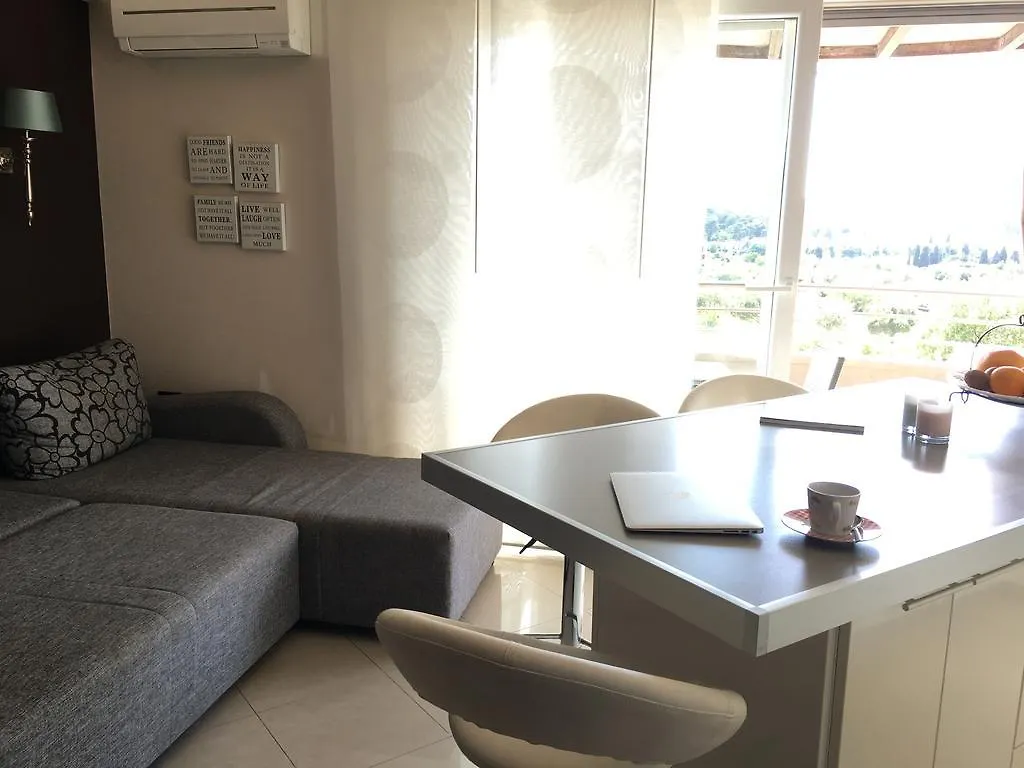 Loft Mit Blick Auf Pula Appartement